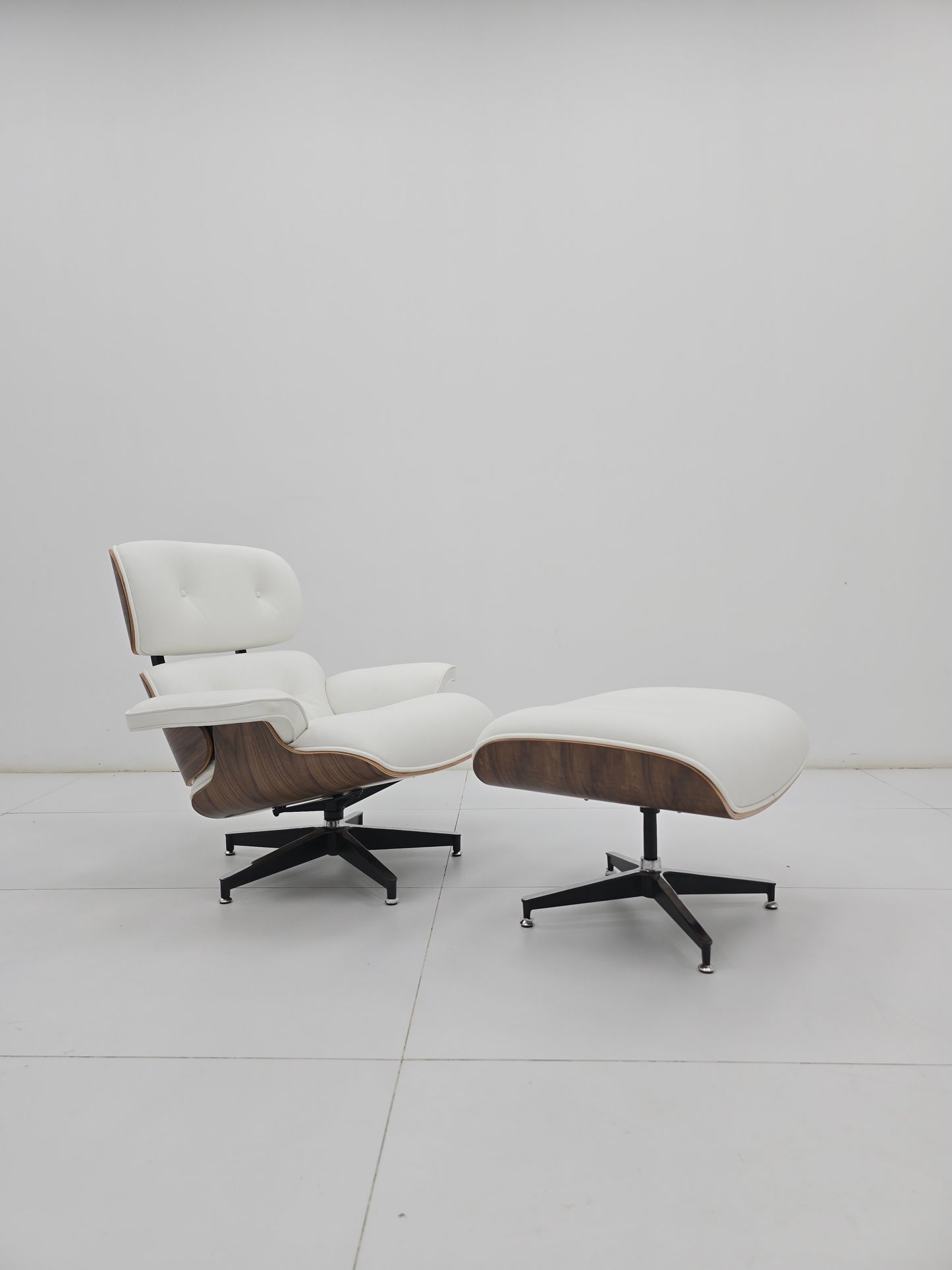 Eames Lounge Chair & Ottoman
