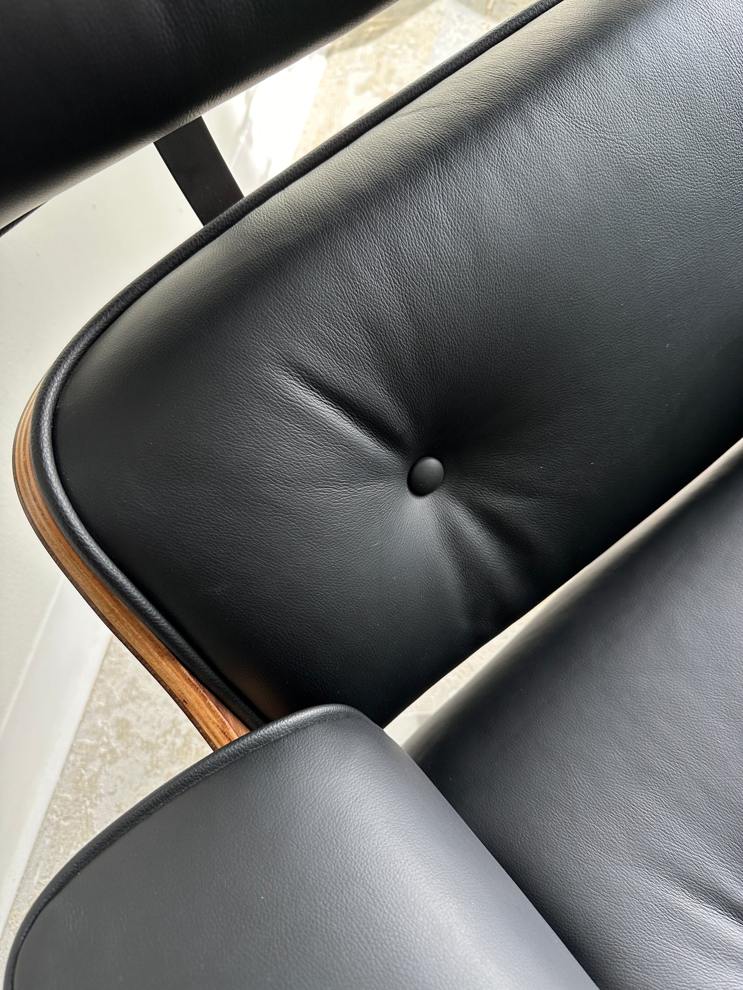 Emes classic chair