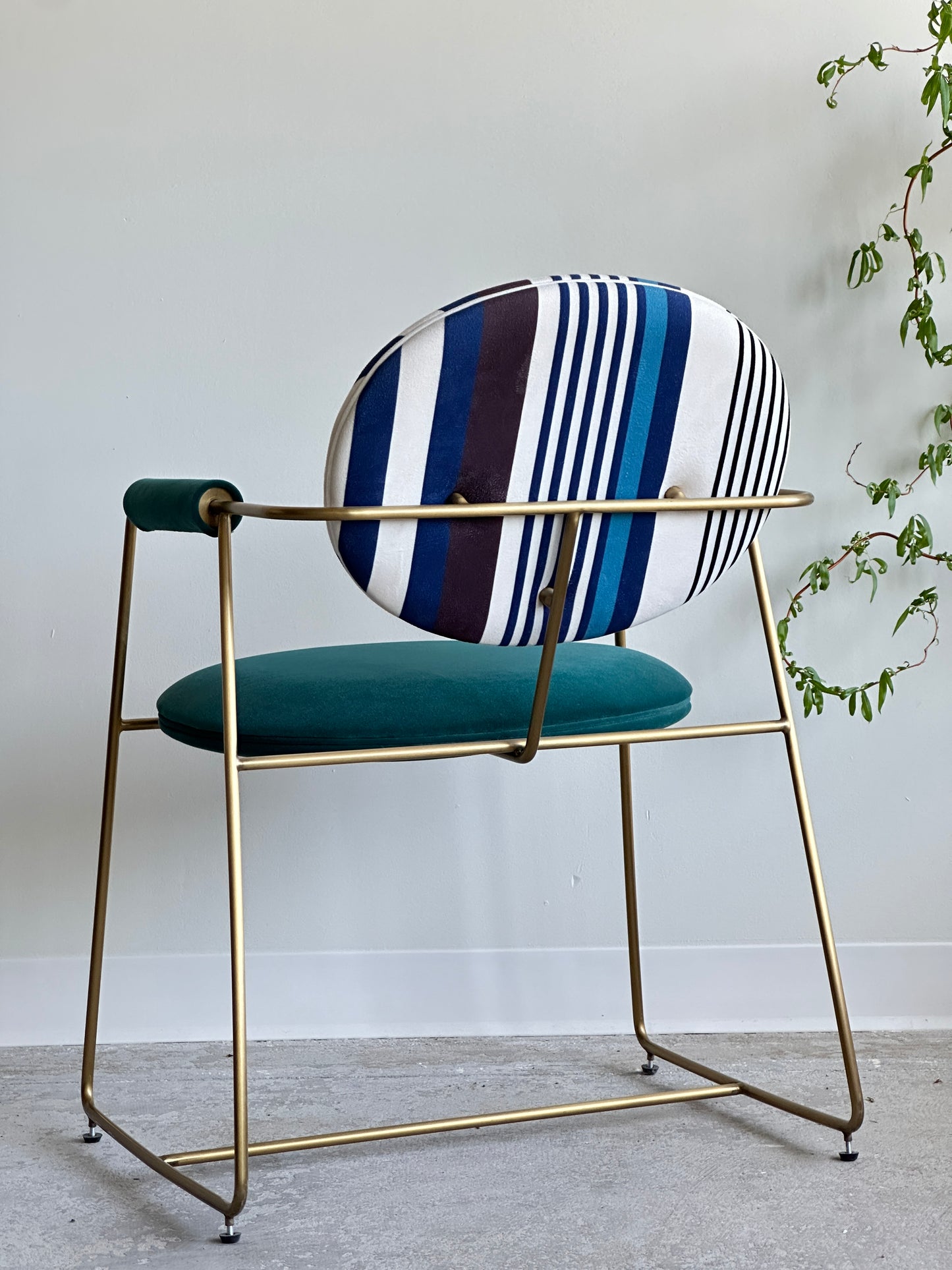 Ga dinning chair