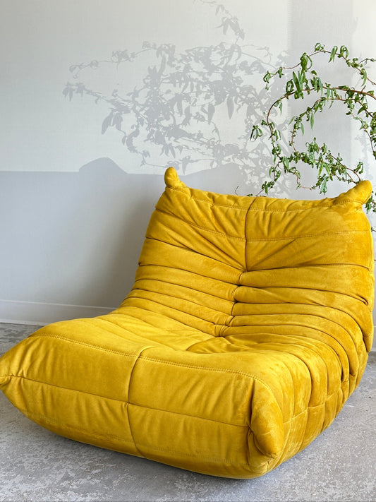 TOGO arm chair