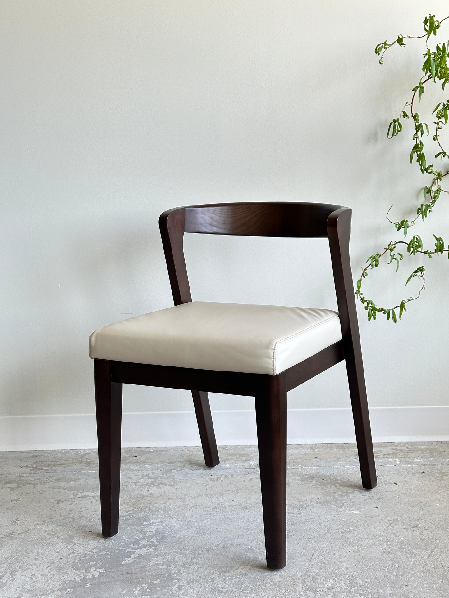 LUX- MD327A dinning chair