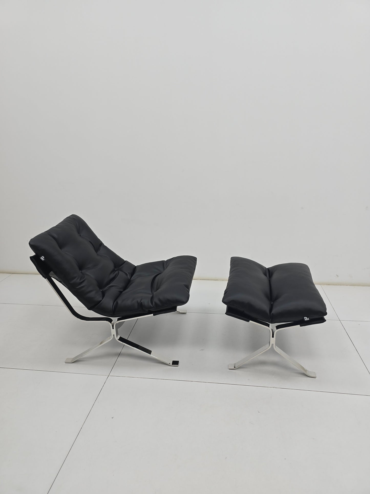 Ohm chair