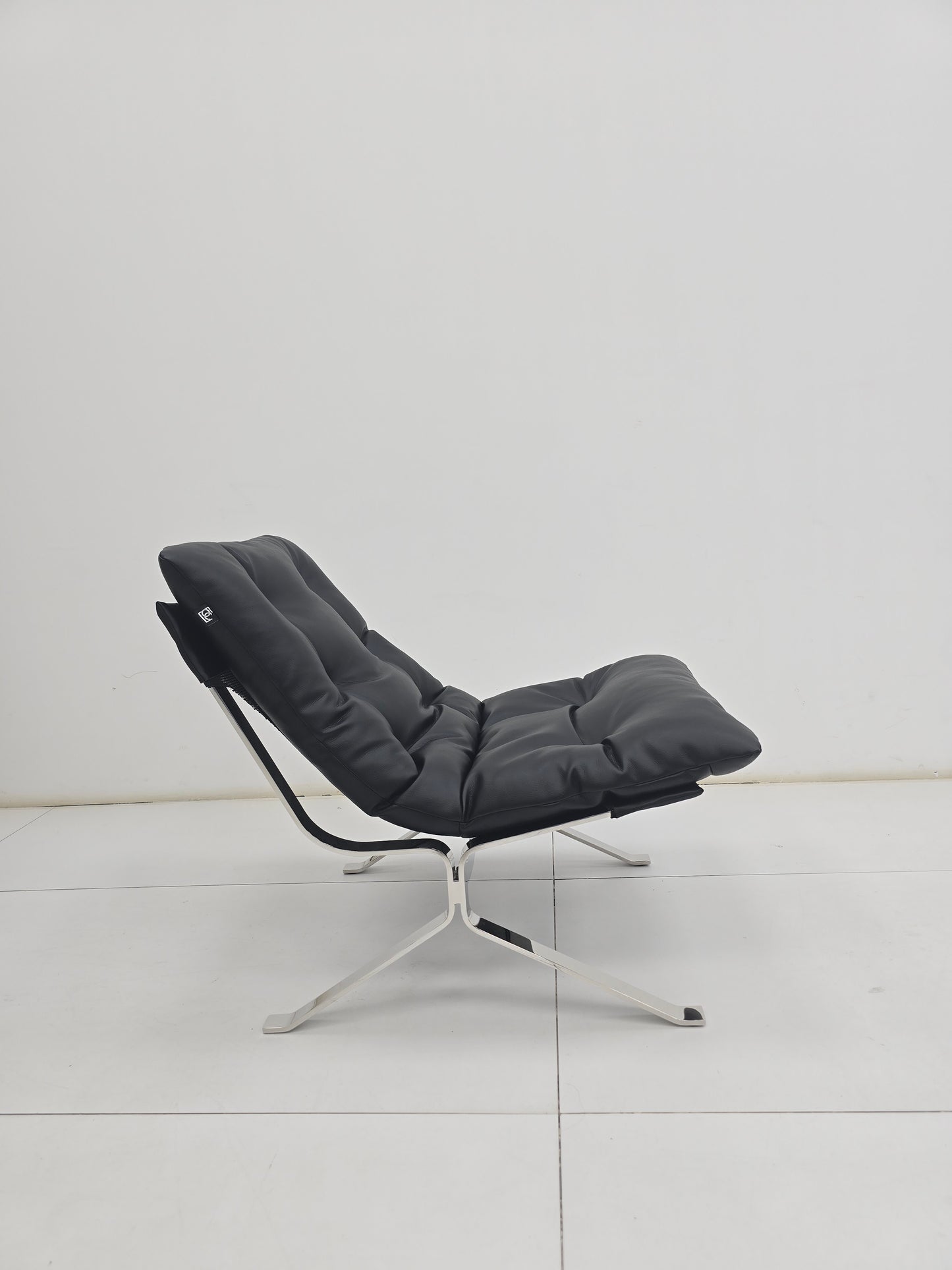 Ohm chair