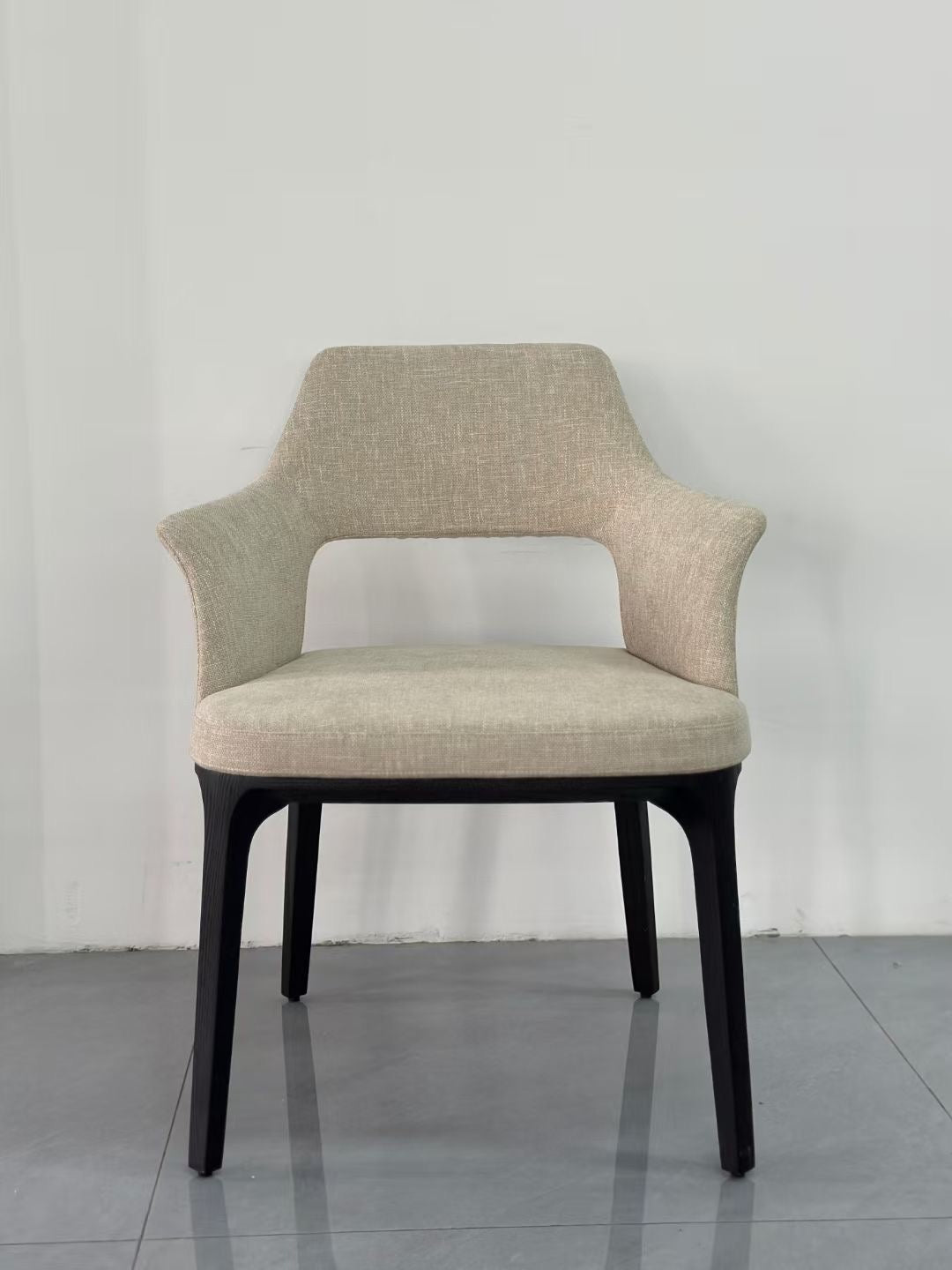 LUX25 dining chair