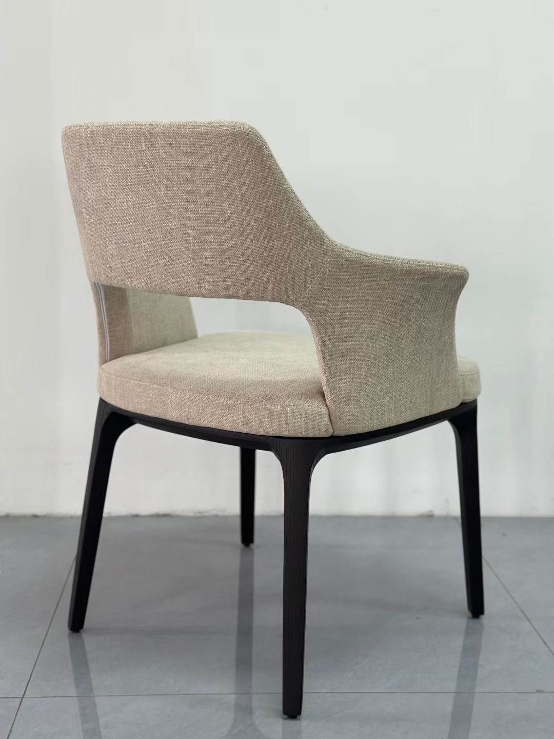 LUX25 dining chair
